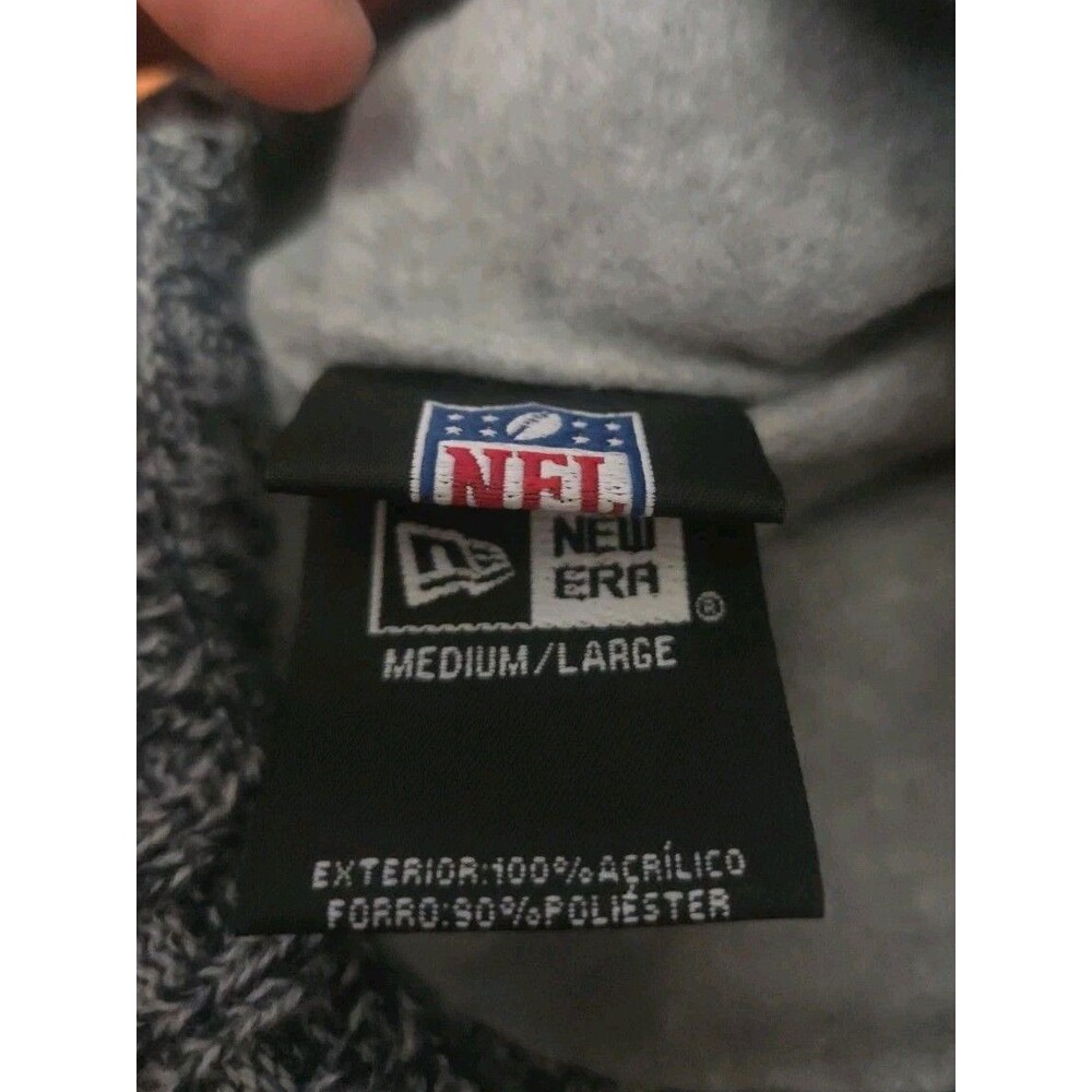 New Era Tennessee Titans NFL Gray Navy Pom Knit Beanie Hat Fleece Lined M/L - Picture 3 of 3